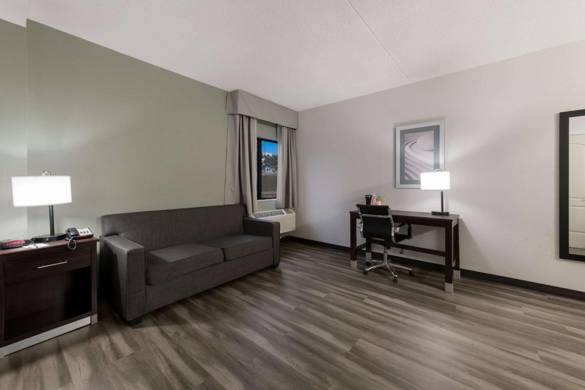 Quality Inn Merriam Kansas City Eksteriør billede