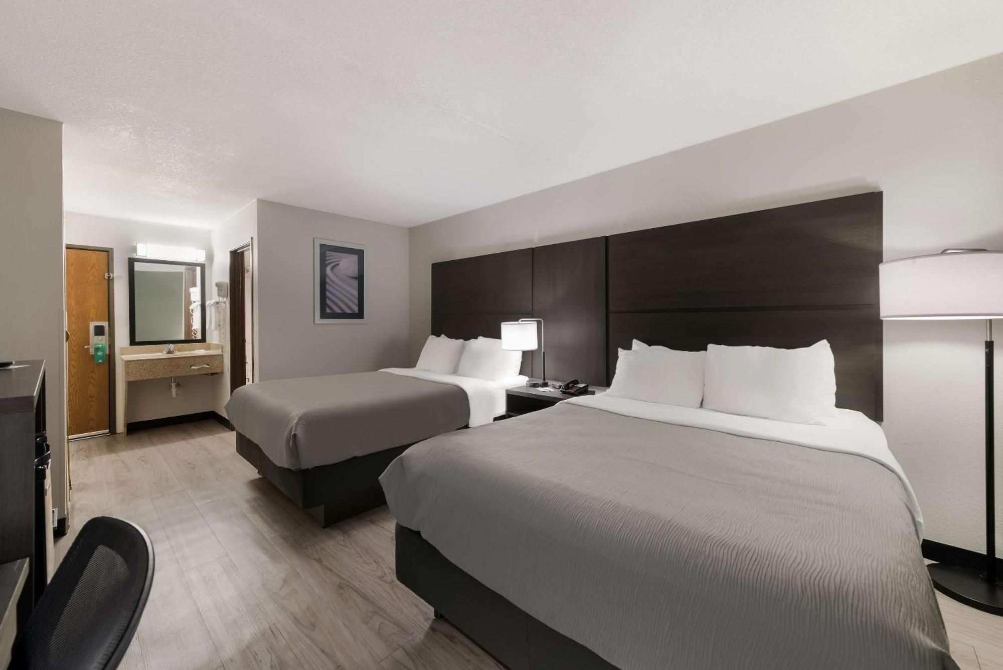 Quality Inn Merriam Kansas City Eksteriør billede