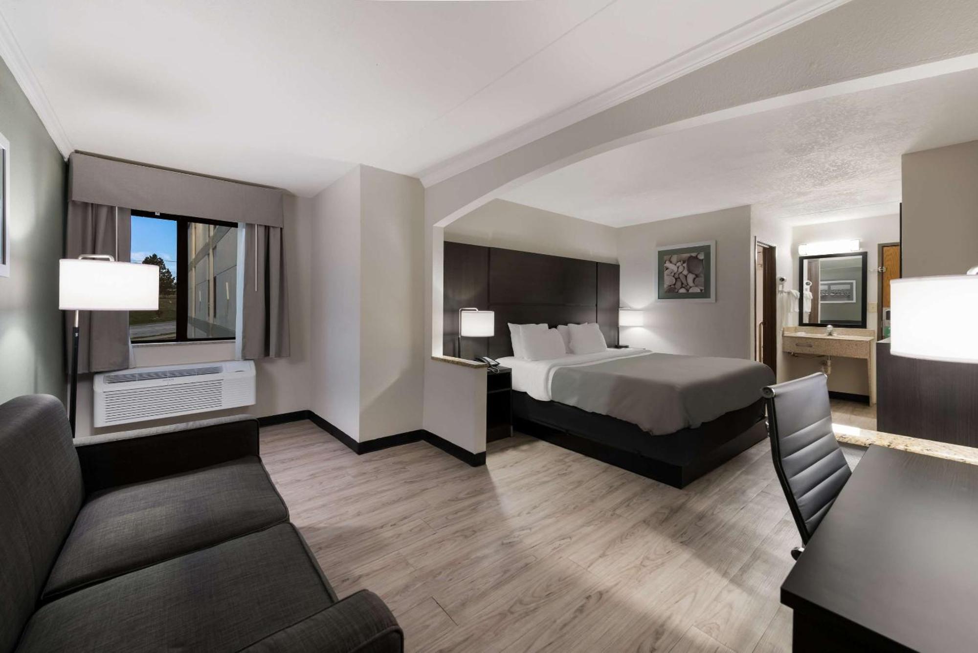 Quality Inn Merriam Kansas City Eksteriør billede