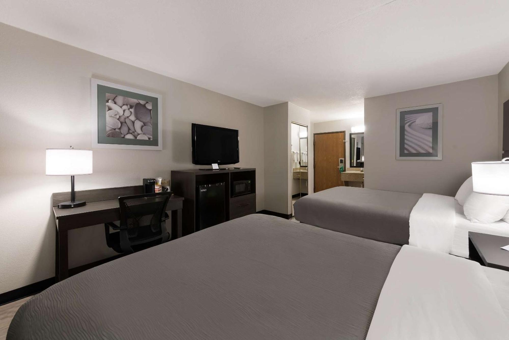 Quality Inn Merriam Kansas City Eksteriør billede